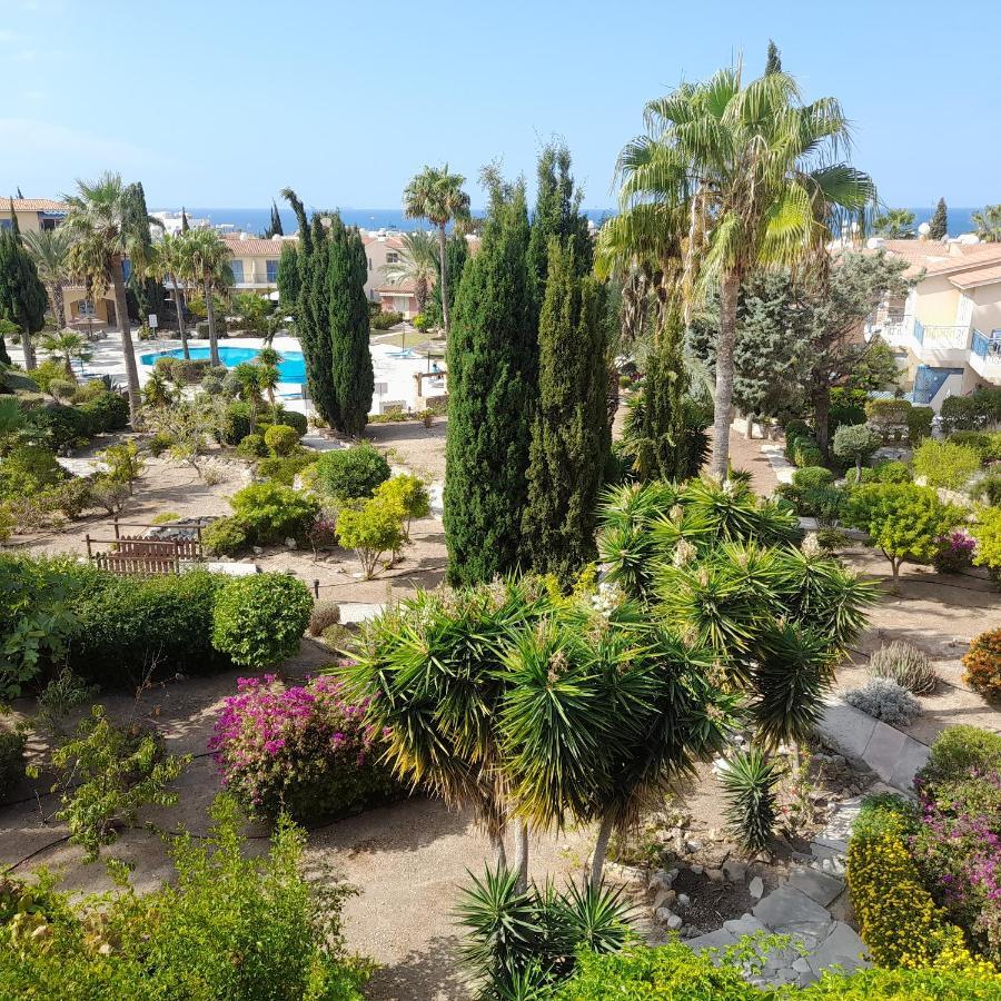 Modern Sea View Apartment Regina Gardens Paphos Bagian luar foto